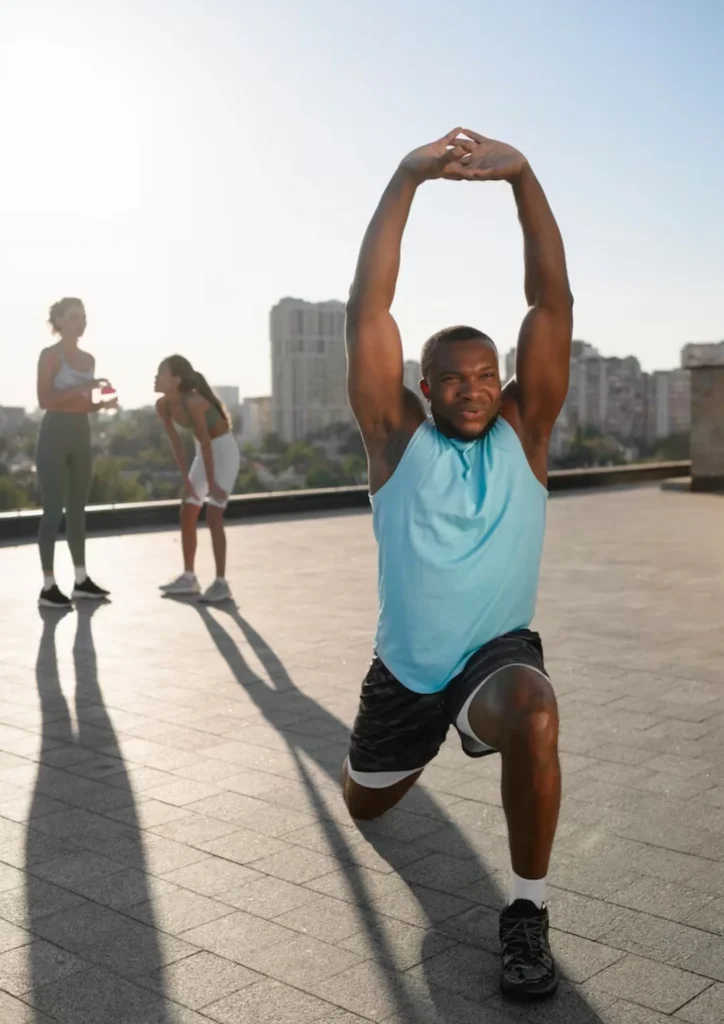 La hora perfecta para entrenar: descubre cuándo tu cuerpo rinde al máximo. Foto: Freepik