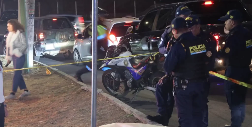 Joven muere y dos hombres resultan heridos tras accidente en Mixco