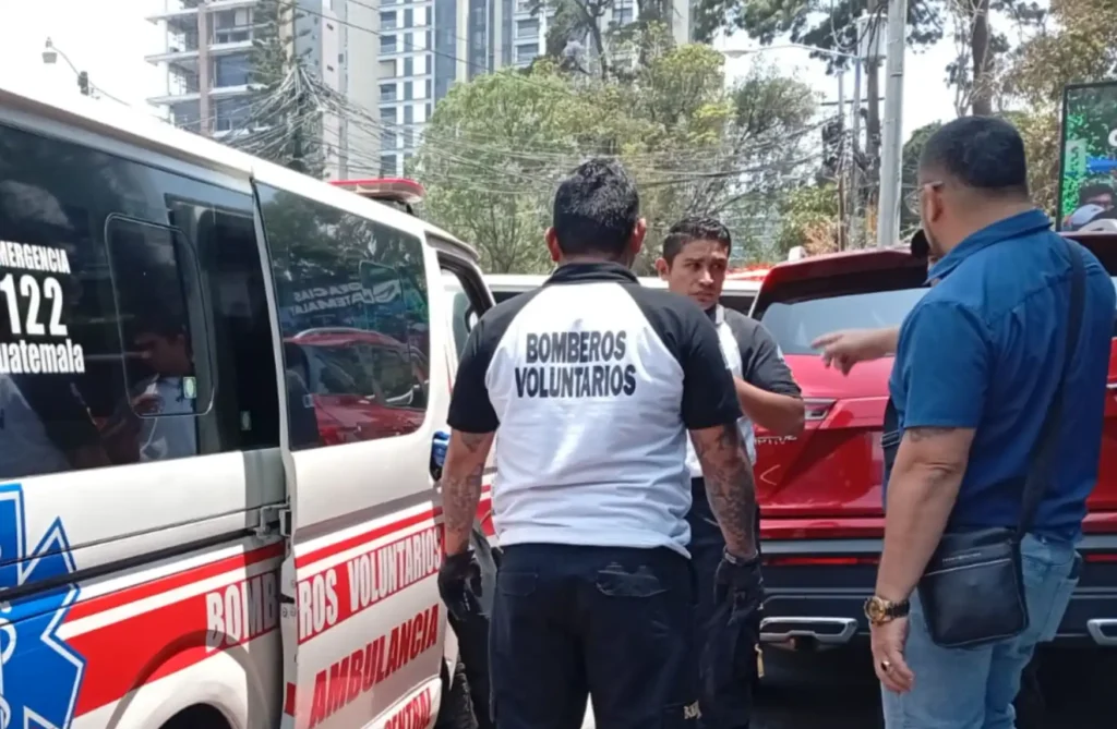 Disparos durante intento de asalto en zona 10 generan alerta