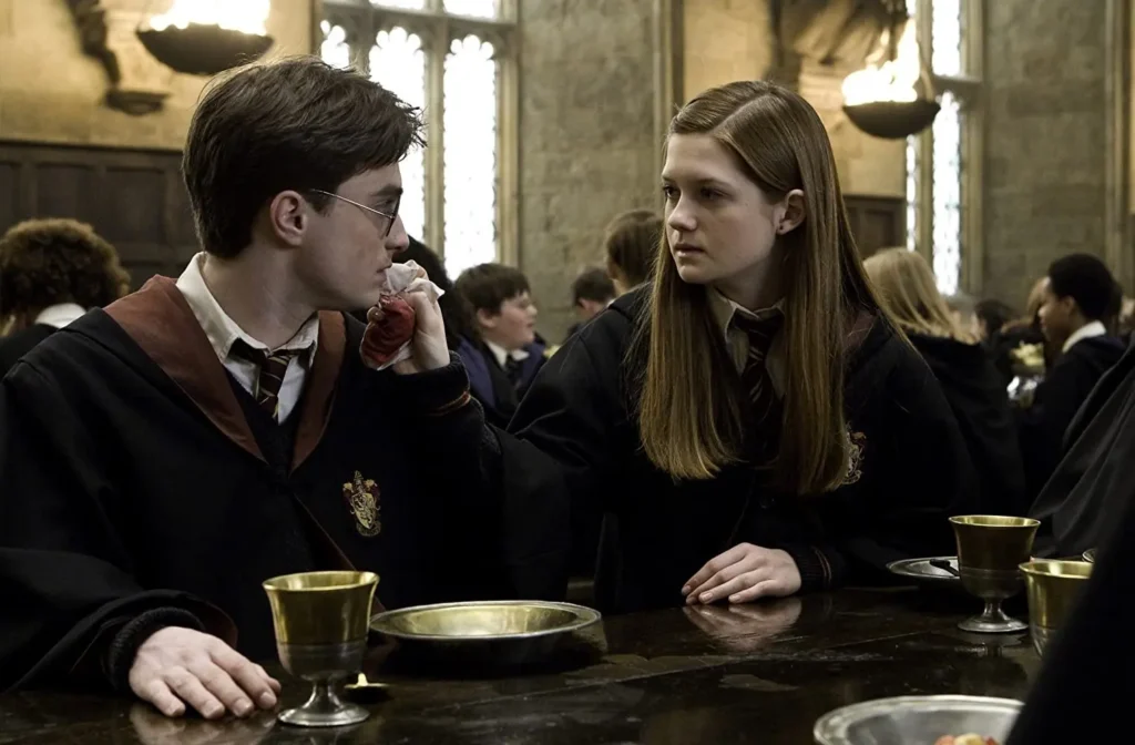Ginny Weasley y Harry Potter. Foto: Univisión/Warner Bros