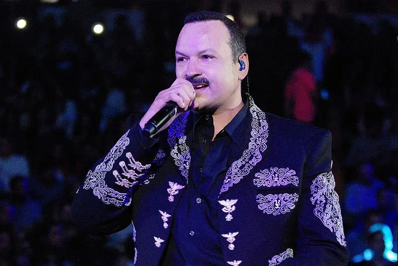 Pepe Aguilar cancela su gira de conciertos en Estados Unidos por baja venta de boletos