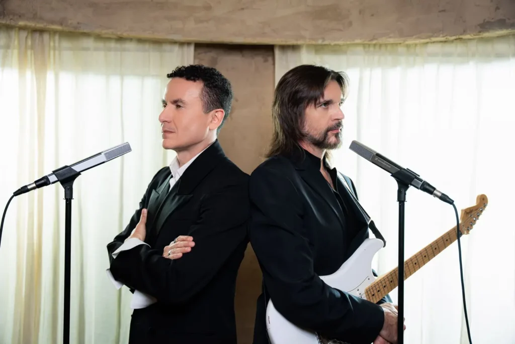 Fonseca presenta su nuevo álbum “Antes Que El Tiempo Se Vaya” FONSECA PRESENTA SU NUEVO ÁLBUM “ANTES QUE EL TIEMPO SE VAYA” UNA OBRA ÍNTIMA, HONESTA Y PROFUNDAMENTE CONECTADA CON SUS RAÍCES