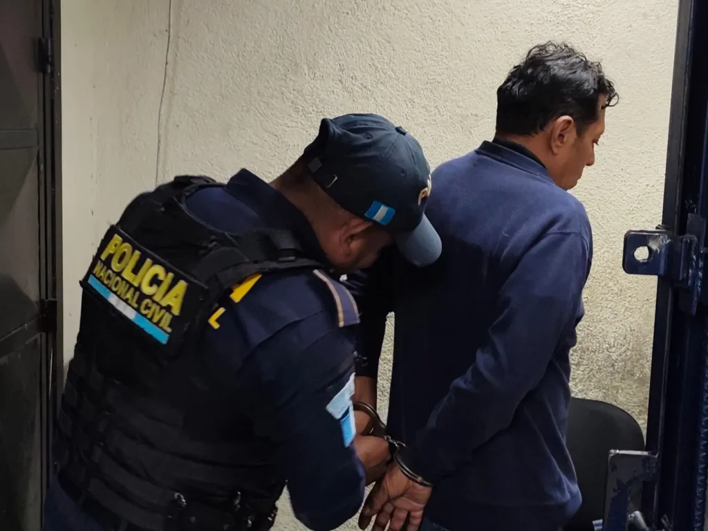 Capturan a hombre acusado de intentar asesinar a su exesposa en la zona 7