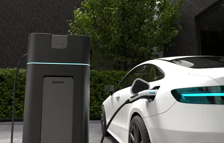 ¿Auto eléctrico sí o no? Lo que debes saber antes de tomar la decisión auto electrico. Foto: Magnific