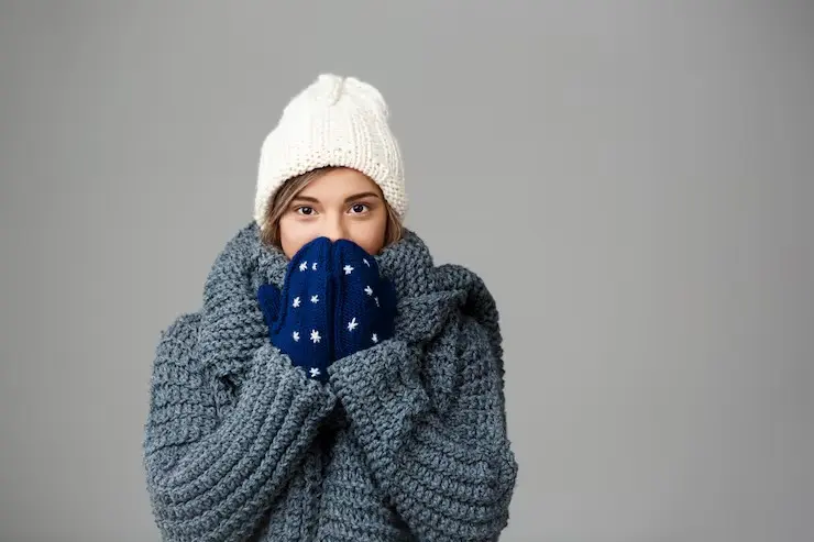 ¿Siempre tienes frío aunque los demás estén cómodos? Estas podrían ser las razones ¿Siempre tienes frío aunque los demás estén cómodos? Foto: Freepik
