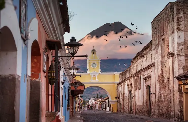 Cosas que solo entiendes si creciste en Guatemala Antigua Guatemala. Foto: Freepik