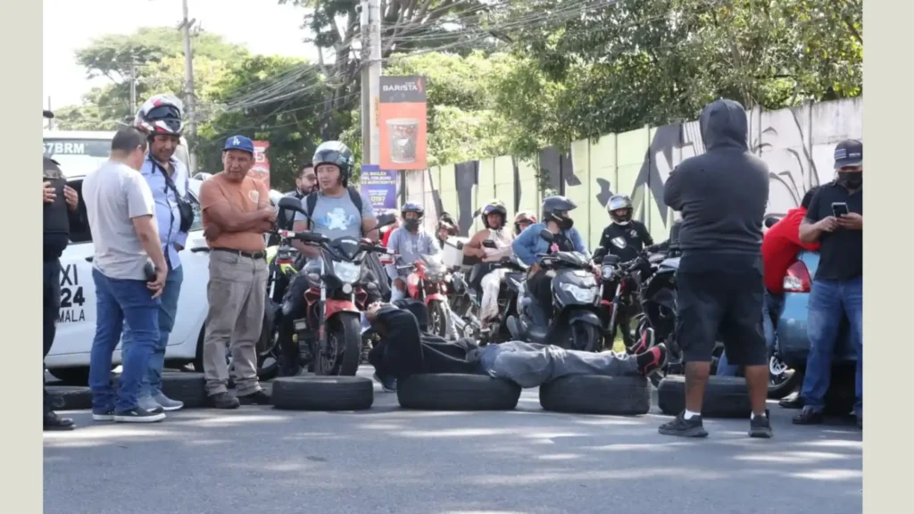 SIGUEN MANIFESTACIONES Y PROTESTAS EN RECHAZO A ALZA DE COMBUSTIBLE