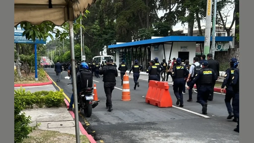 El MP concluye allanamiento en la USAC