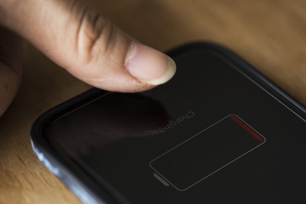 ¿Batería agotada tras actualizar? Los 3 ajustes de configuración que se hicieron virales este fin de semana.