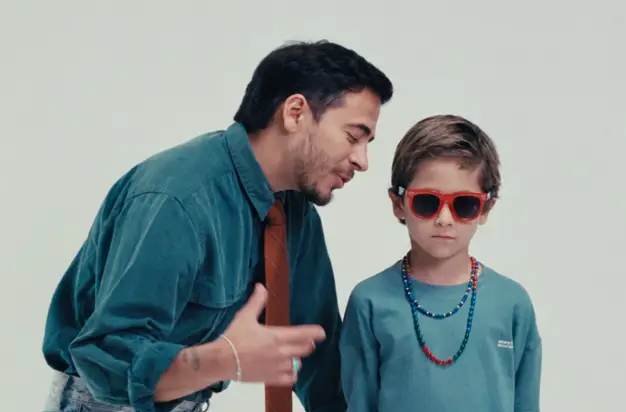 Pedro Pablo Quintero comparte un mensaje para los días difíciles con su canción “Adora y Ora”