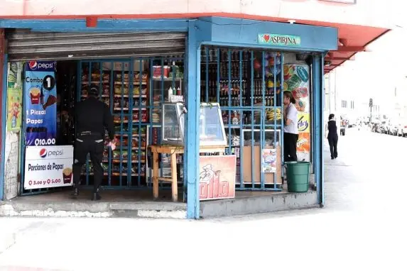 Las tiendas de barrio: ¿por qué siguen siendo parte esencial de la vida chapina? Tierra de barrio Guatemala. Foto: tengoderechogt
